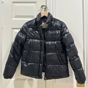 Moncler/ women's / Size 1 / Black short puffer